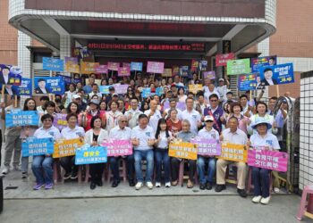 花蓮縣長選舉 藍綠多人力挺張峻